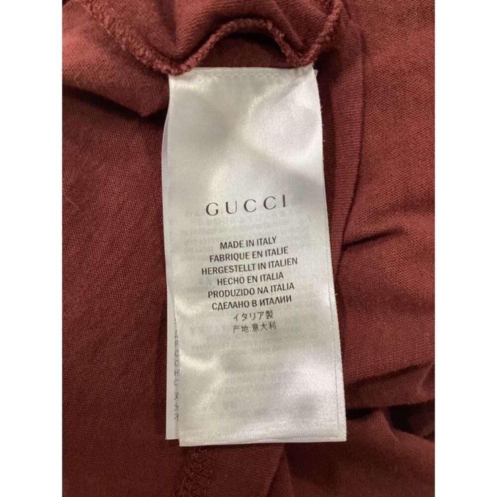 Gucci GG Kefia Print Round Neck T-Shirt in Maroon Cotton - Picture 9 of 12